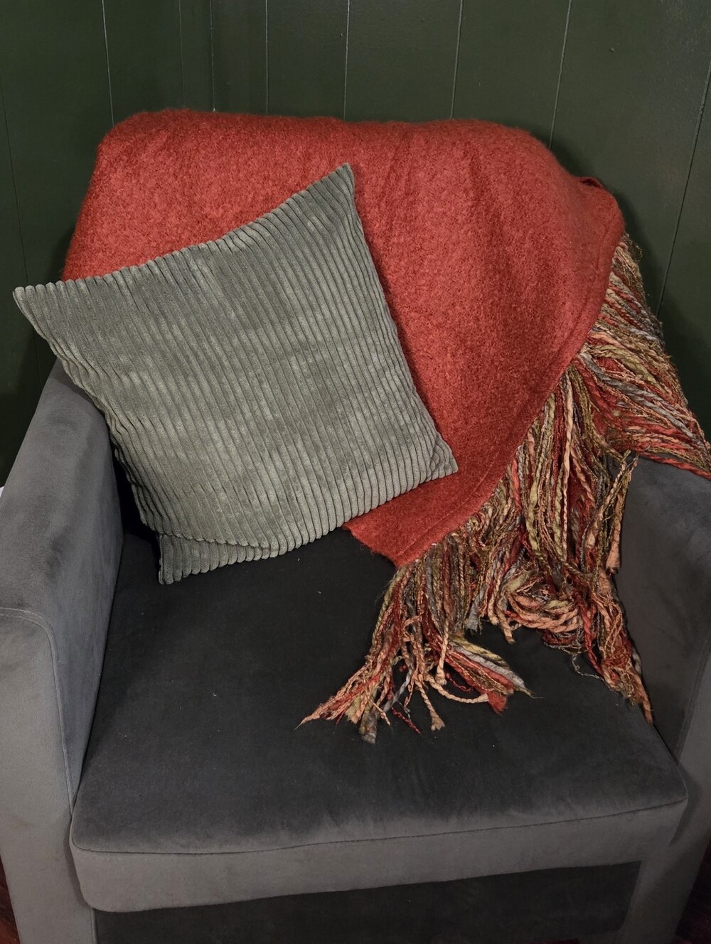 Cynthia Rowley Throw Blanket - Picture 2 of 4